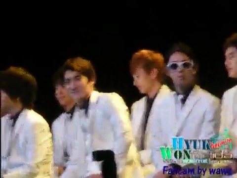 100326 WonHyuk in Yamaha Moter Show [siWONHYUKjae]