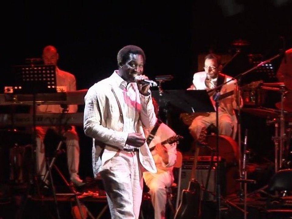Koshon "Un sourire" Live