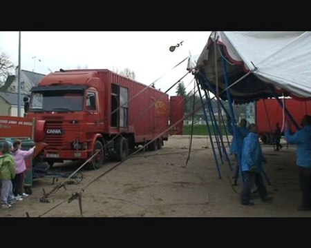 le montage du chapiteau