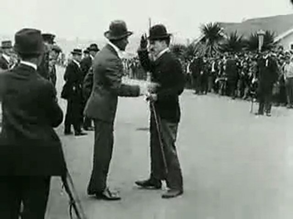 Charlie Chaplin - Kids Auto Races In Venice