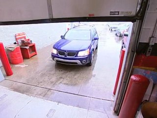 Delphi : Composants électroniques, pièces auto