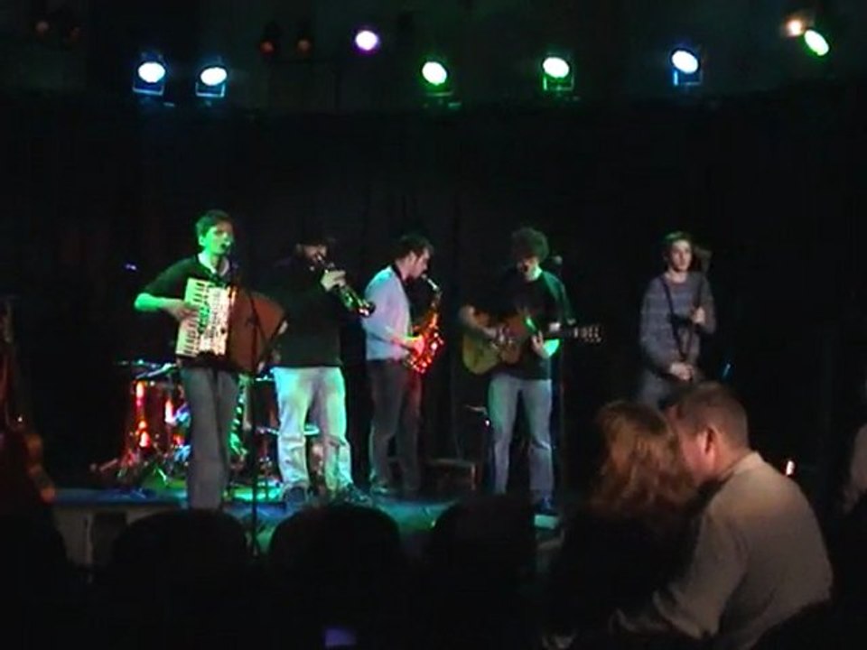 Les Chênes Truffiers reprennent "Léo"