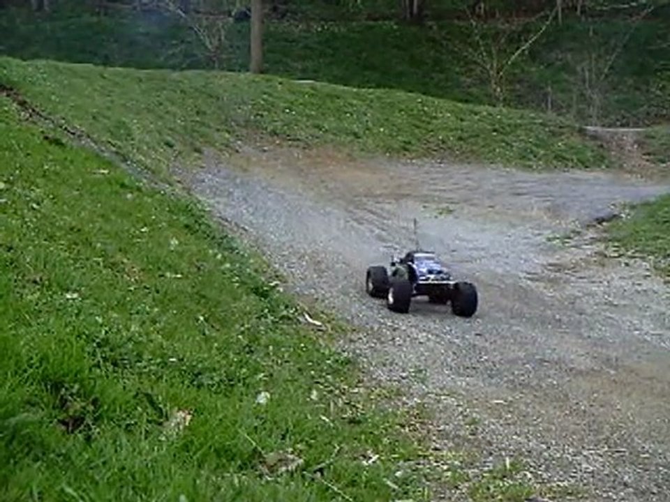 HPI savage et HPI crawler à Barbechat