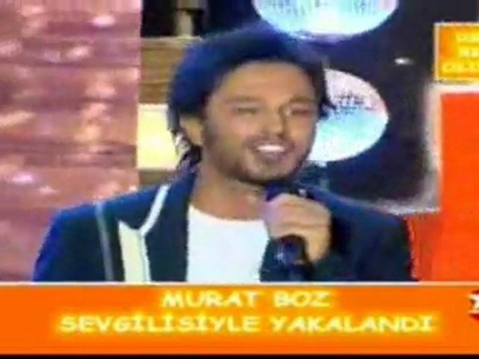 Murat Boz ve Eliz Sakuçoğlu İlk Kez El Ele Yakalandı !