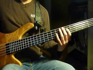 Doraemon Opening Theme (ドラえもんの歌) on Bass Guitar