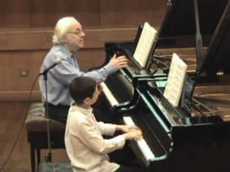Richard Goode masterclass-Ariel plays Mozart Sonata K330-3/6