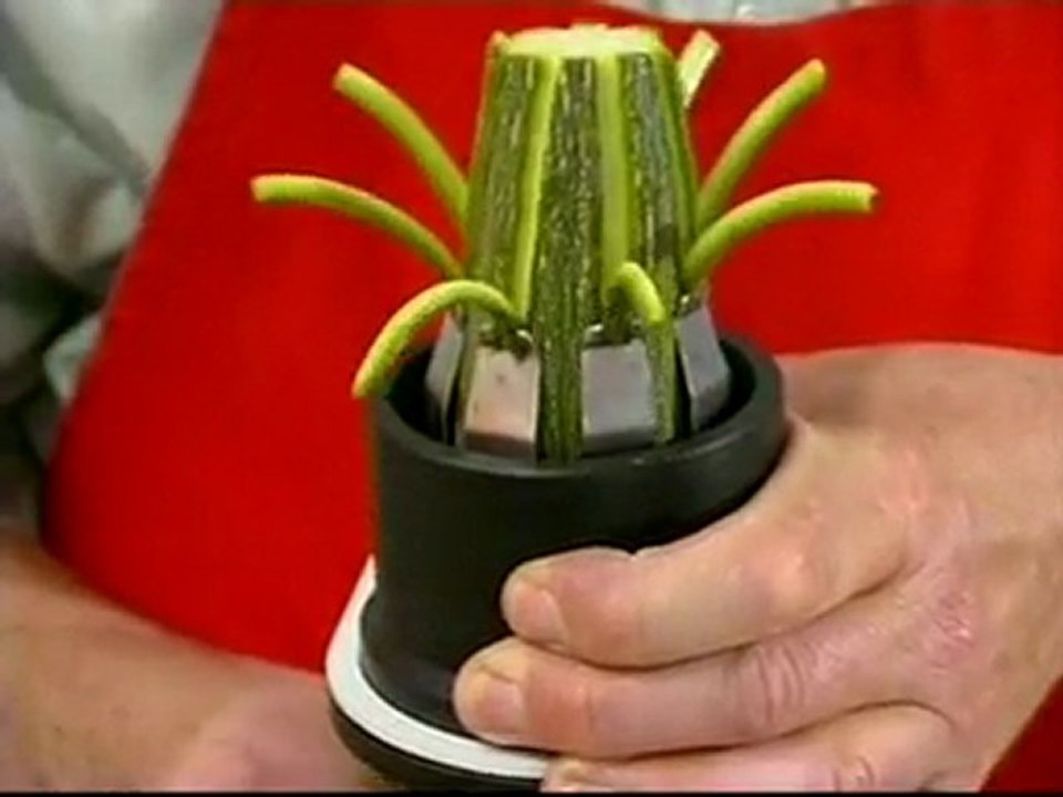 Tête à canneler