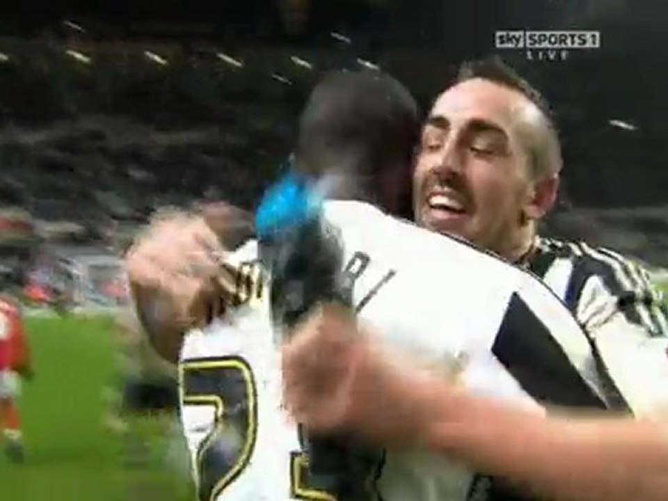 Final whistle scenes Newc vs Forest (March 2010)