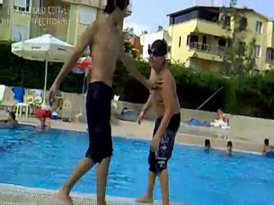 Tek Kişilik Dev Kadro