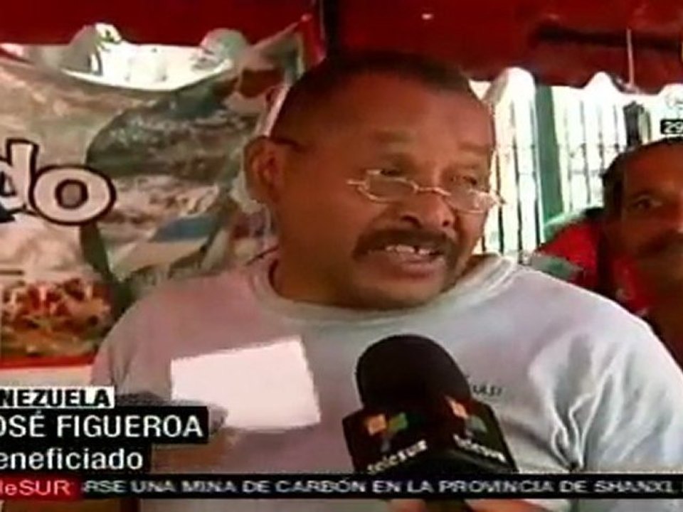 Ferias Socialistas del Pescado en Venezuela enfrentan la esp