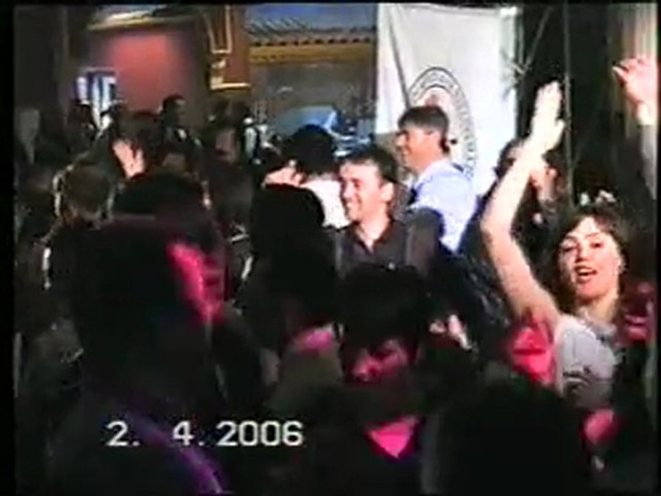Piyanist Turgay-Kosukavak Derneği Coşuyor-2006