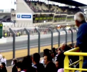 24 h. Ligne droite des stands. 11 06 2009