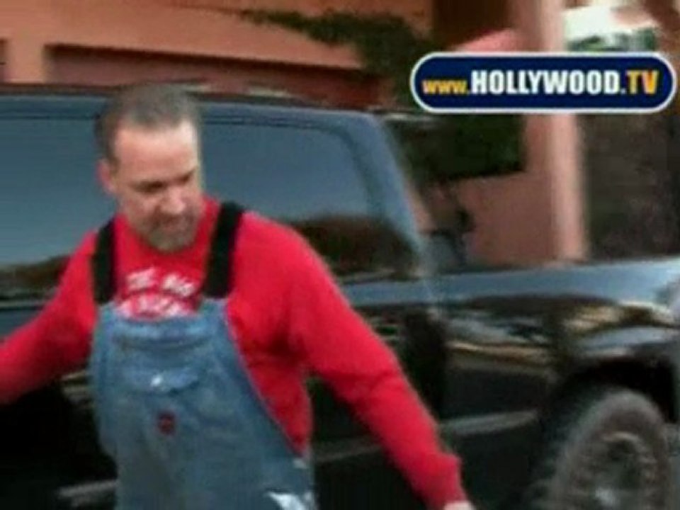 Is Sandra Bullock set to divorce Jesse James?