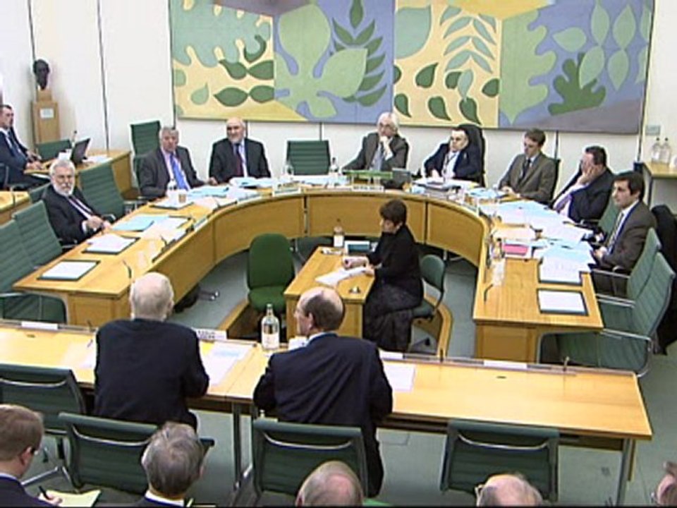 'Climategate' row scientist cleared of wrongdoing