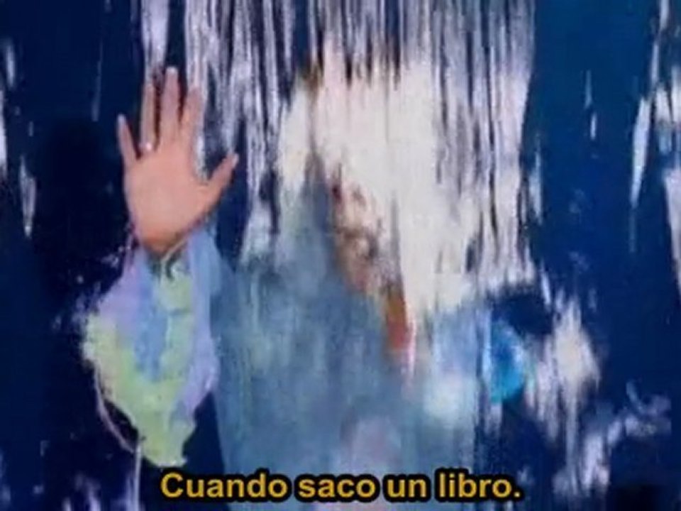 Ricky Martin sale del armario cantando