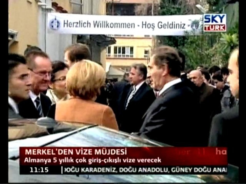 Merkel'den Vize Müjdesi
