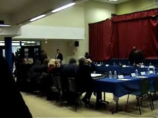 SAINT CYPRIEN CM EXTRAORDINAIRE AUX CRIS DE DEMISSION  DU 31/03/10 (6)