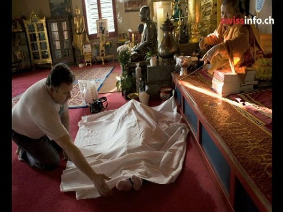 Buddha and the alphorn