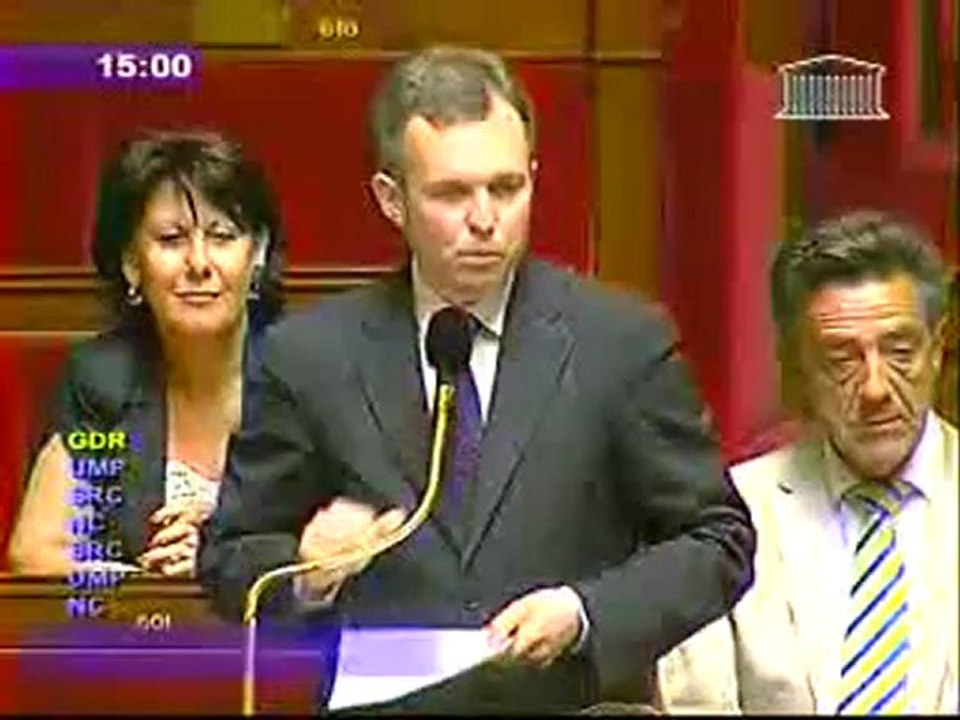 François de Rugy interpelle C. Jouanno sur les pesticides.