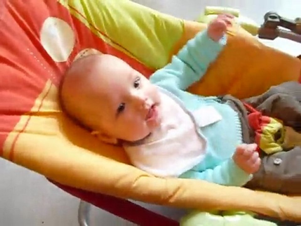 30.03.10 arthur eclate de rire