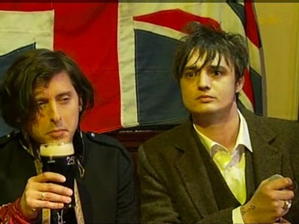 Libertines play first comeback gig