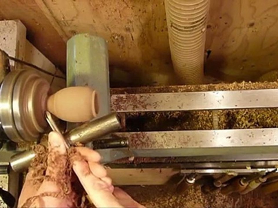 Woodworking Turning a birdhouse on the lathe