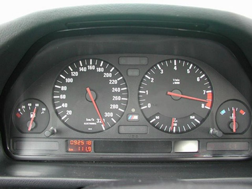 M5 ReD LinE