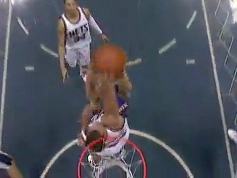 Kris Humphries BLOCK Louis Amundson's two-handed dunk at the