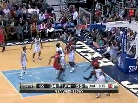Chris Hunter follows the miss with a huge follow jam.