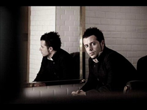 emreaydin - Ayrı Ayrı (Kağıt Evler)