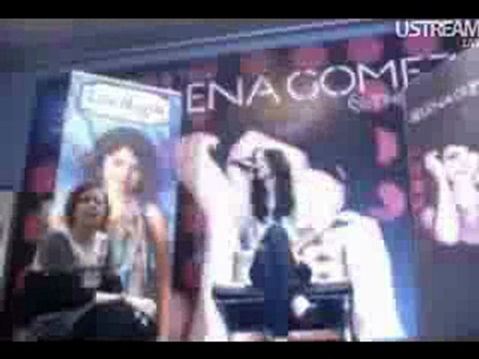 Selena Gomez singing 'Naturally' A capella in English & ...