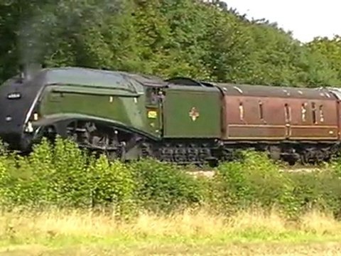 A4 steam 60019 BITTERN on the watercress line on 12/9/2009
