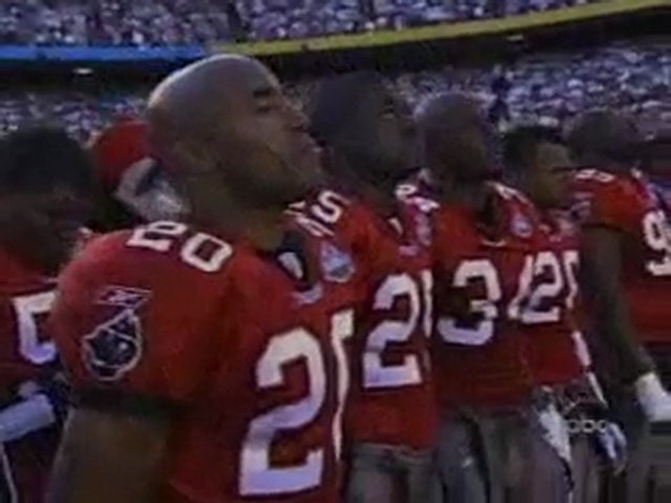 Dixie chicks singing national anthem