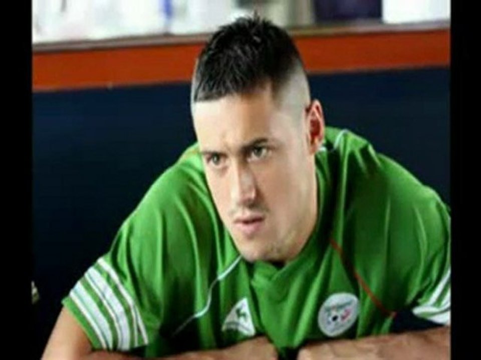 ناس MBC   أغنية المنتخب الجزائري لكرة القدم فيديو