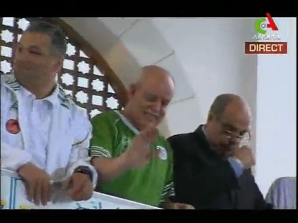 Arrivée à Alger des joueurs (3)