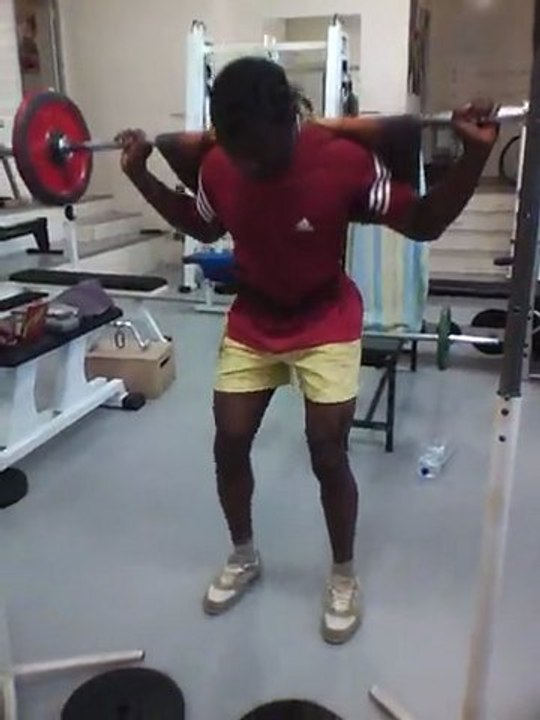 alex squat 40kg