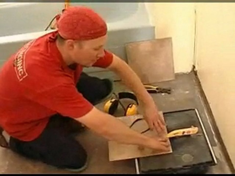 Floor Tile Cutting - Part 2 - Cutting With A Wet Tile Saw