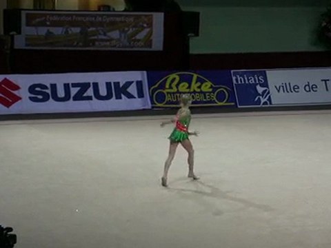 Internationaux Thiais 2010 - Kséniya MOUSTAFAEVA - Massues