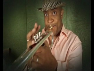 RODHEN SANTOS (VIDEO MUSICAL) "QUE ME ENTIERREN CON TO"