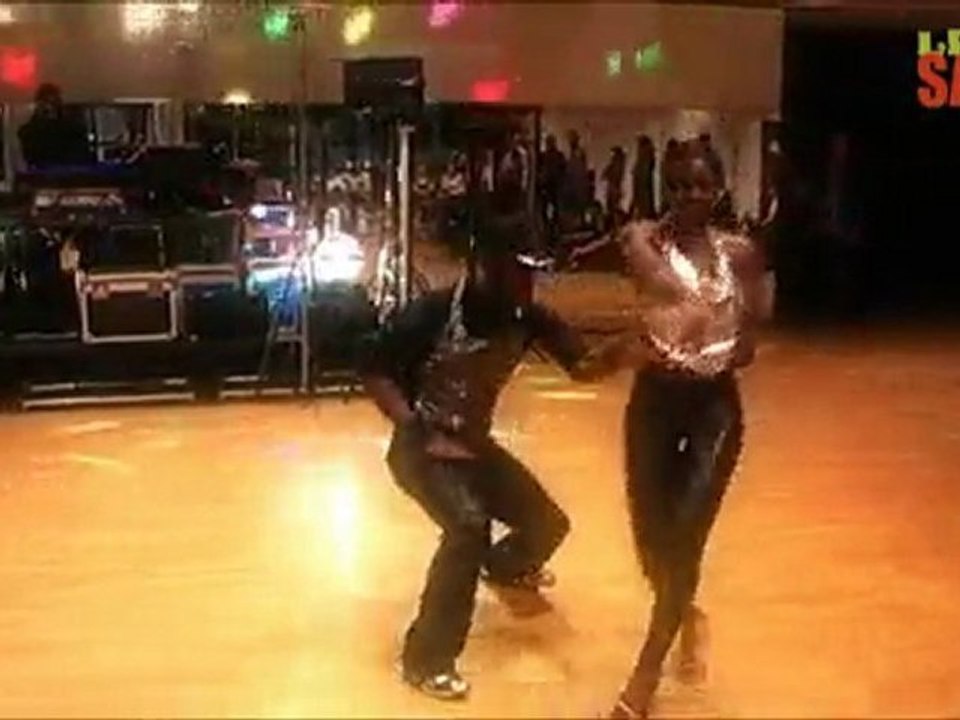 Paul Baarn & Caroline Menya salsa show at LSF7