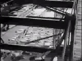 Moholy-Nagy's Stunning Impression of Marseille's Old Port 🎨