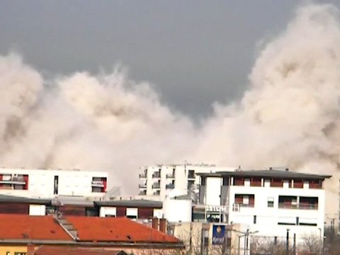 demoliton imeuble vaulx en velin