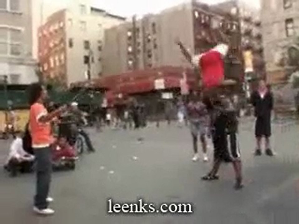 Saut extrême à la corde à sauter