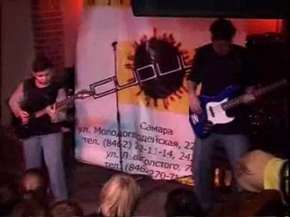 11 year old plays Scarify by Paul Gilbert