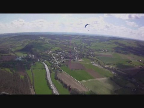 parapente à Clécy