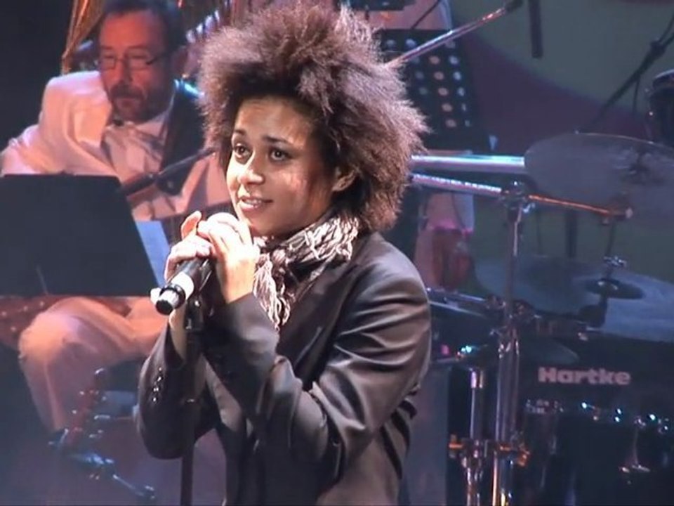 Carole DEFFIT - "La complainte de la serveuse automate" Live