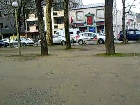 SAMU 29 à Landerneau - Ambulance de Réanimation CHU Brest