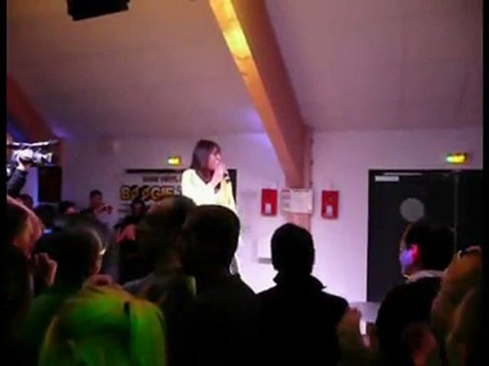 Yvonne Gage Live Dechy (59) Funk Session #2 Avril 2010