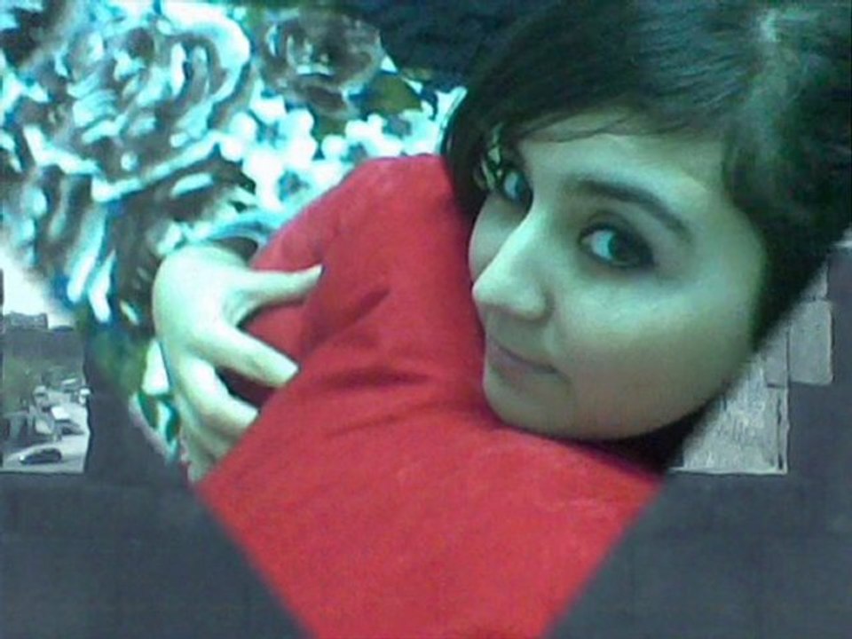 Beni Bırakma Ellere !