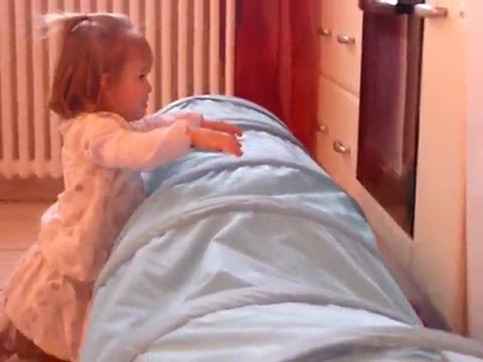 Emma ma ptite excitée!